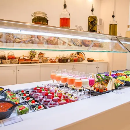 Acrotel Lily Ann Village