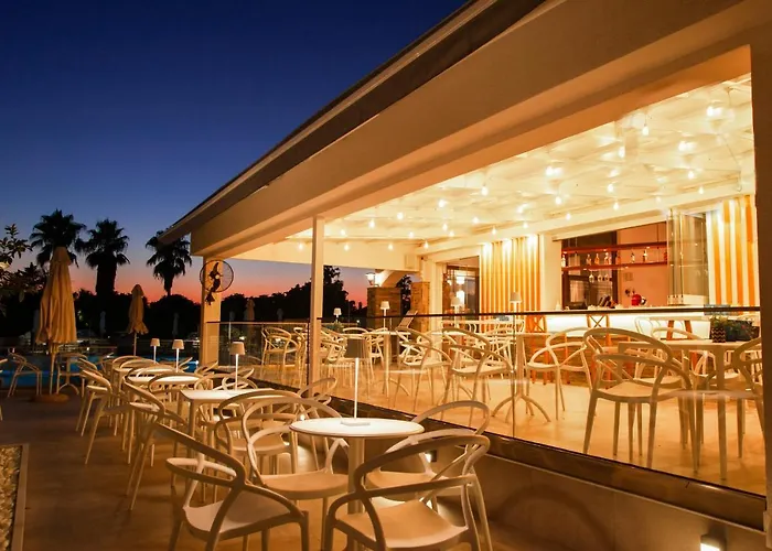 Acrotel Lily Ann Village Hotel Nikiti (Sithonia)