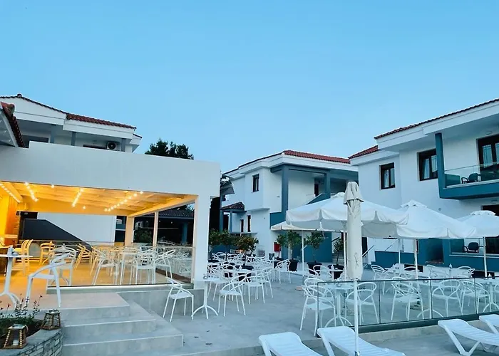 Acrotel Lily Ann Village Hotel