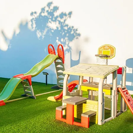 Acrotel Lily Ann Village 3* Nikiti (Sithonia)