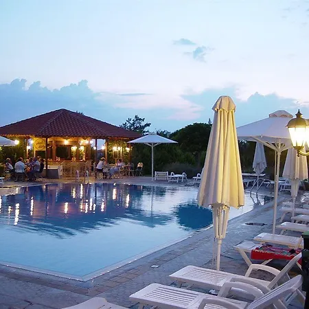 Acrotel Lily Ann Village 3*