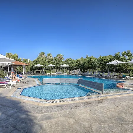 Acrotel Lily Ann Village نيكيتي