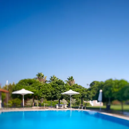 Acrotel Lily Ann Village فندق نيكيتي