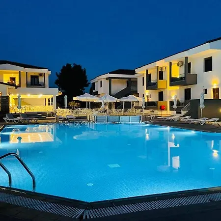 Acrotel Lily Ann Village نيكيتي